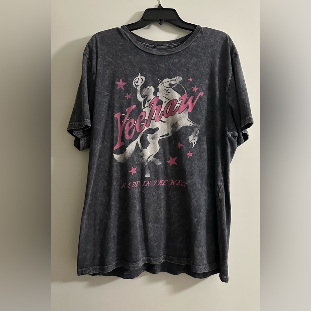 Gray Graphic Tee with Pink Accents